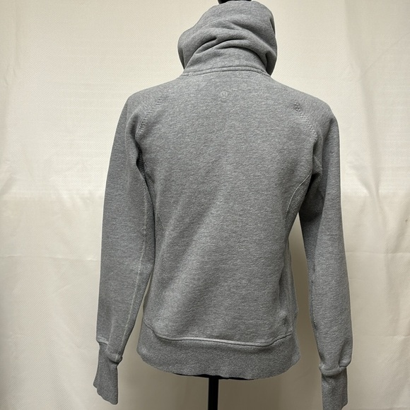 Lululemon Classic Scuba jacket - Picture 5 of 9